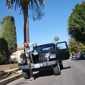 Meet your Posher, Wes